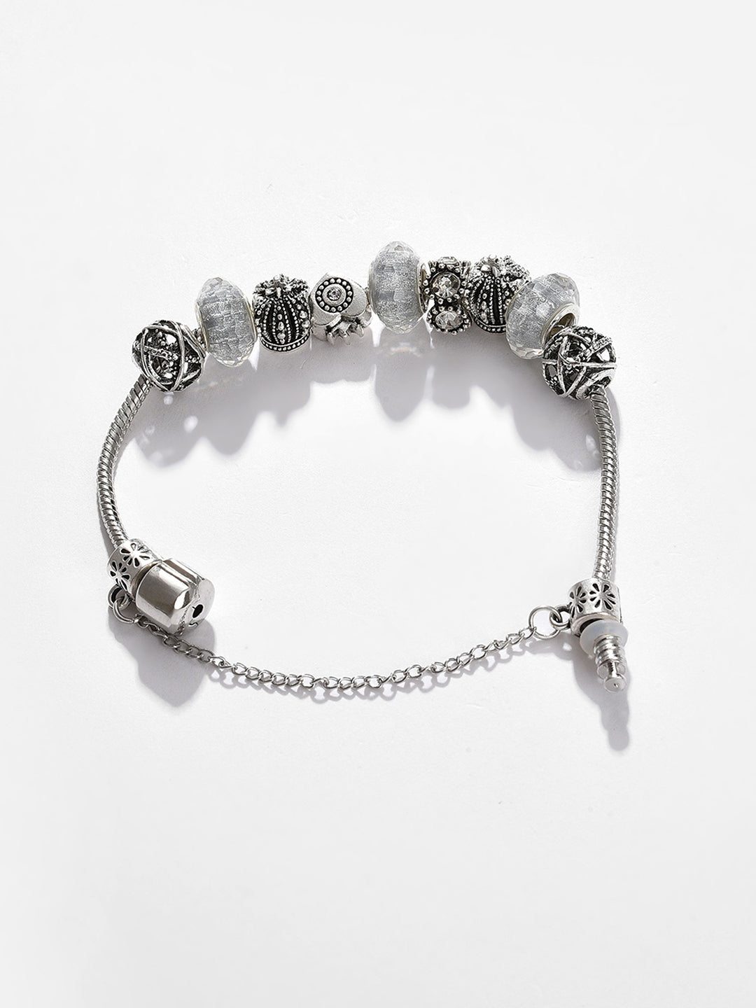 SLEEK SILVER ANALOG ROUND DIAL WITH METAL MESH STRAP WATCH AND BRACELET