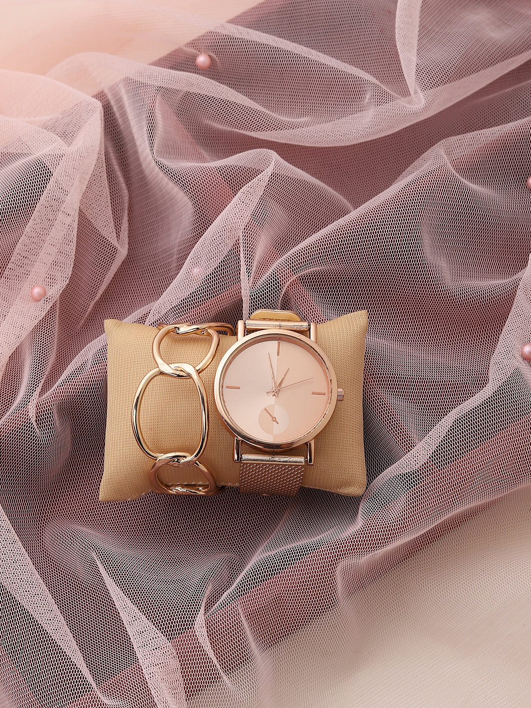 Rose Gold Analog Round Dial With Metal Mesh Strap Watch & Bracelet