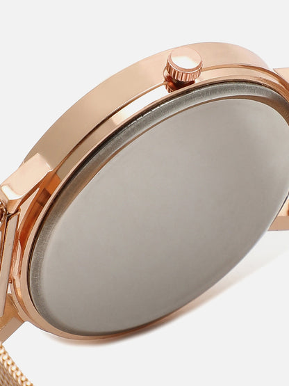 White Analog Round Dial With Gold Metal Strap Watch & Bracelets