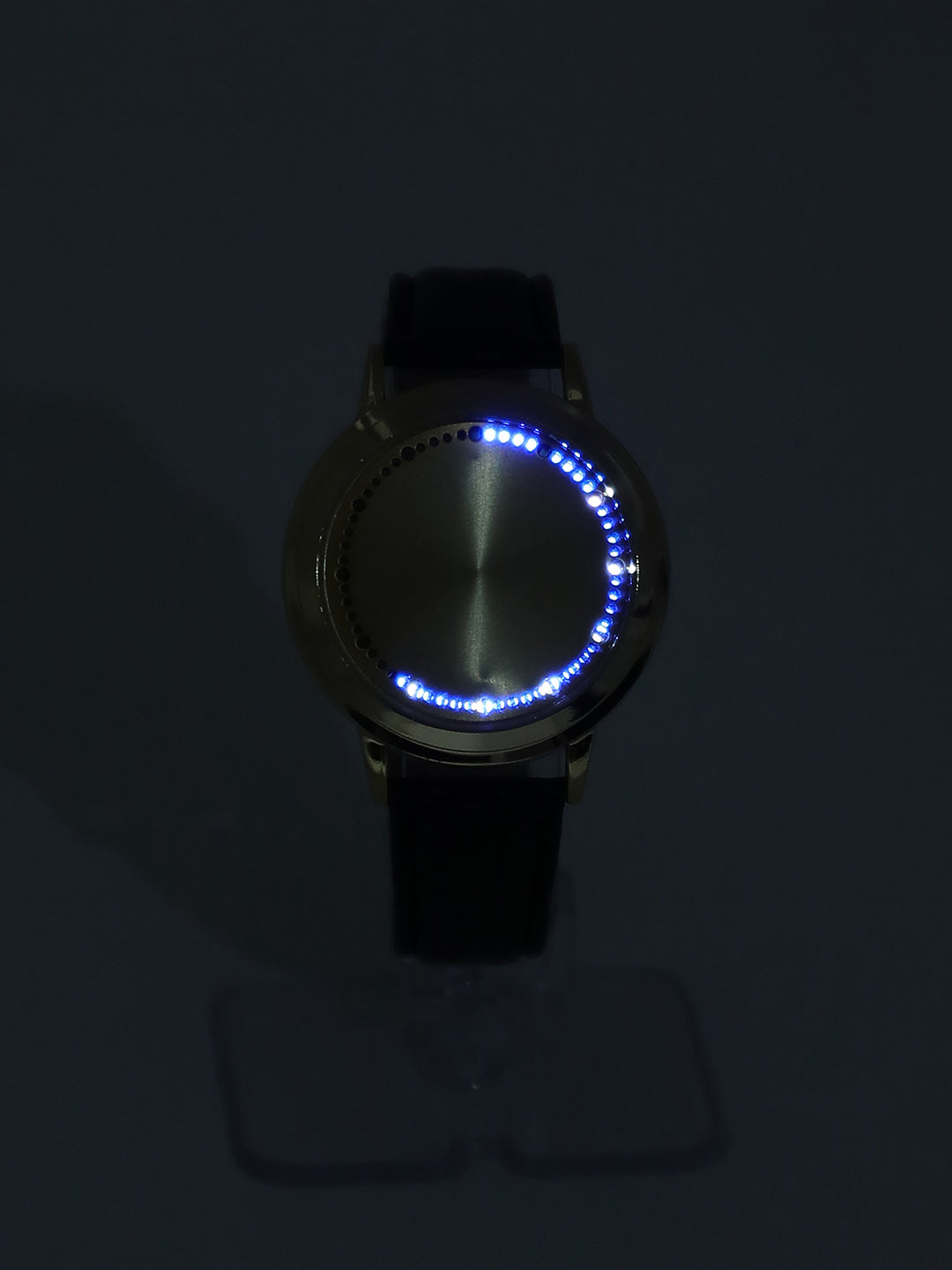 Round Black Analog Dial With