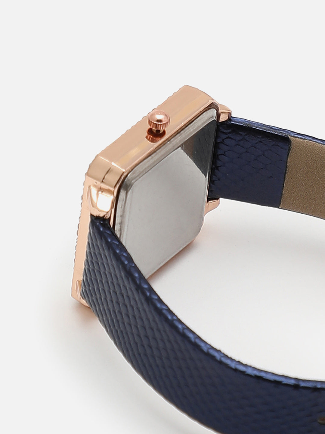 Women Black Analogue Watch