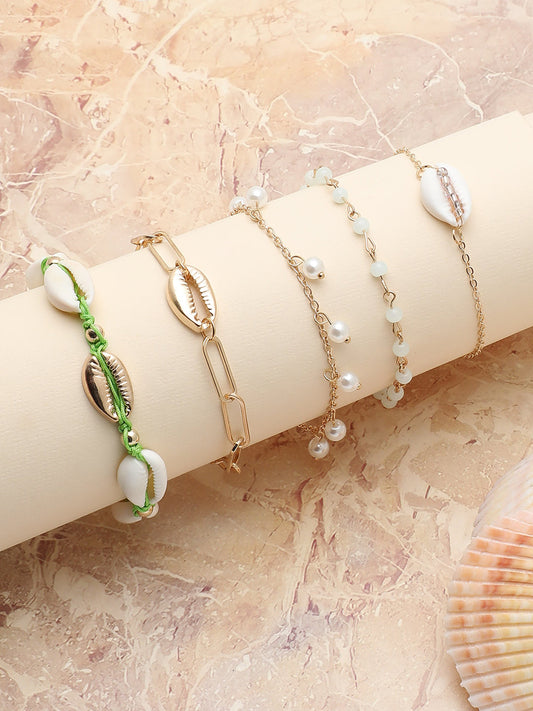 Set of 5 Gold Plated Pearls Bracelet