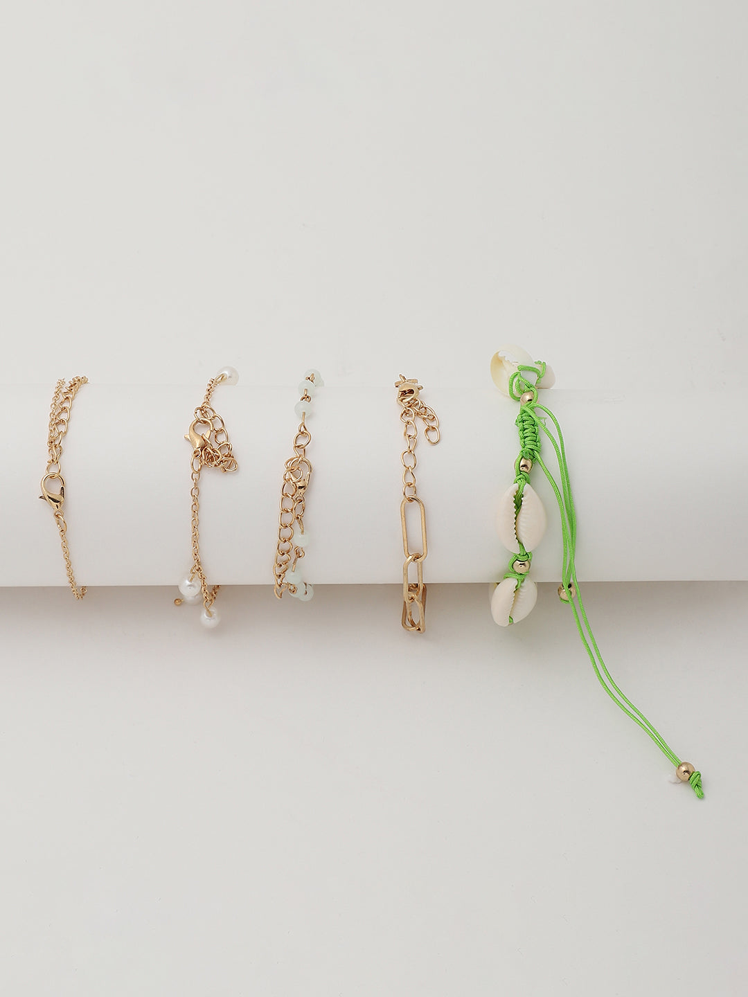 Set of 5 Gold Plated Pearls Bracelet