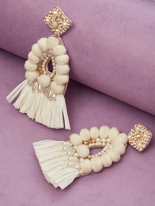 BOHO WHITE BEADED EARRING