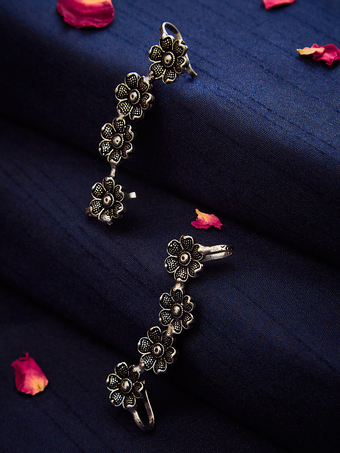 OXIDISED SILVER EAR CUFF