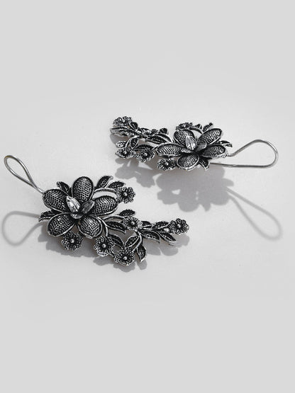 SILVER OXIDISED FLOWER EARRING