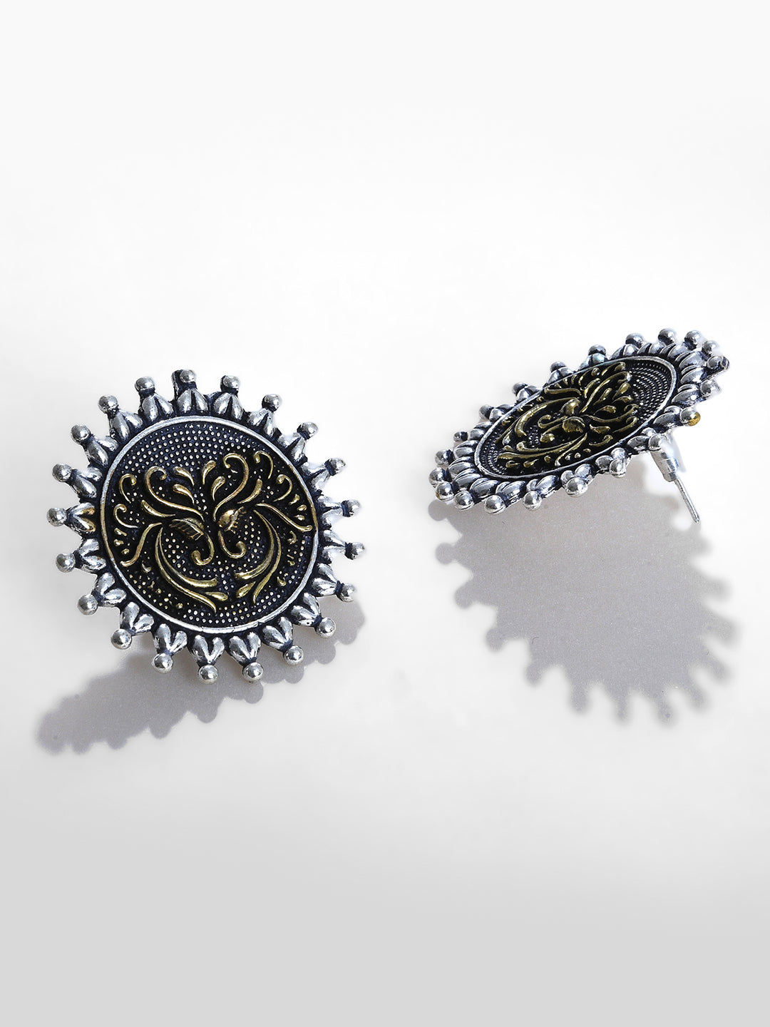 SILVER OXIDISED ROUND STUD
