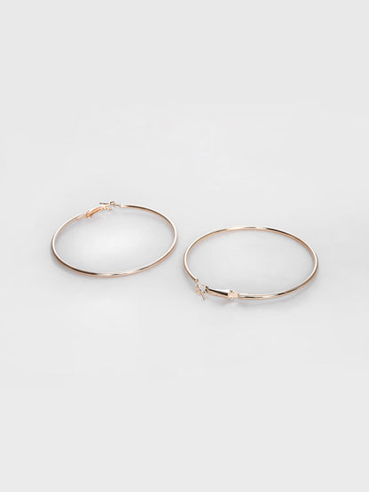 GOLD HOOP EARRING