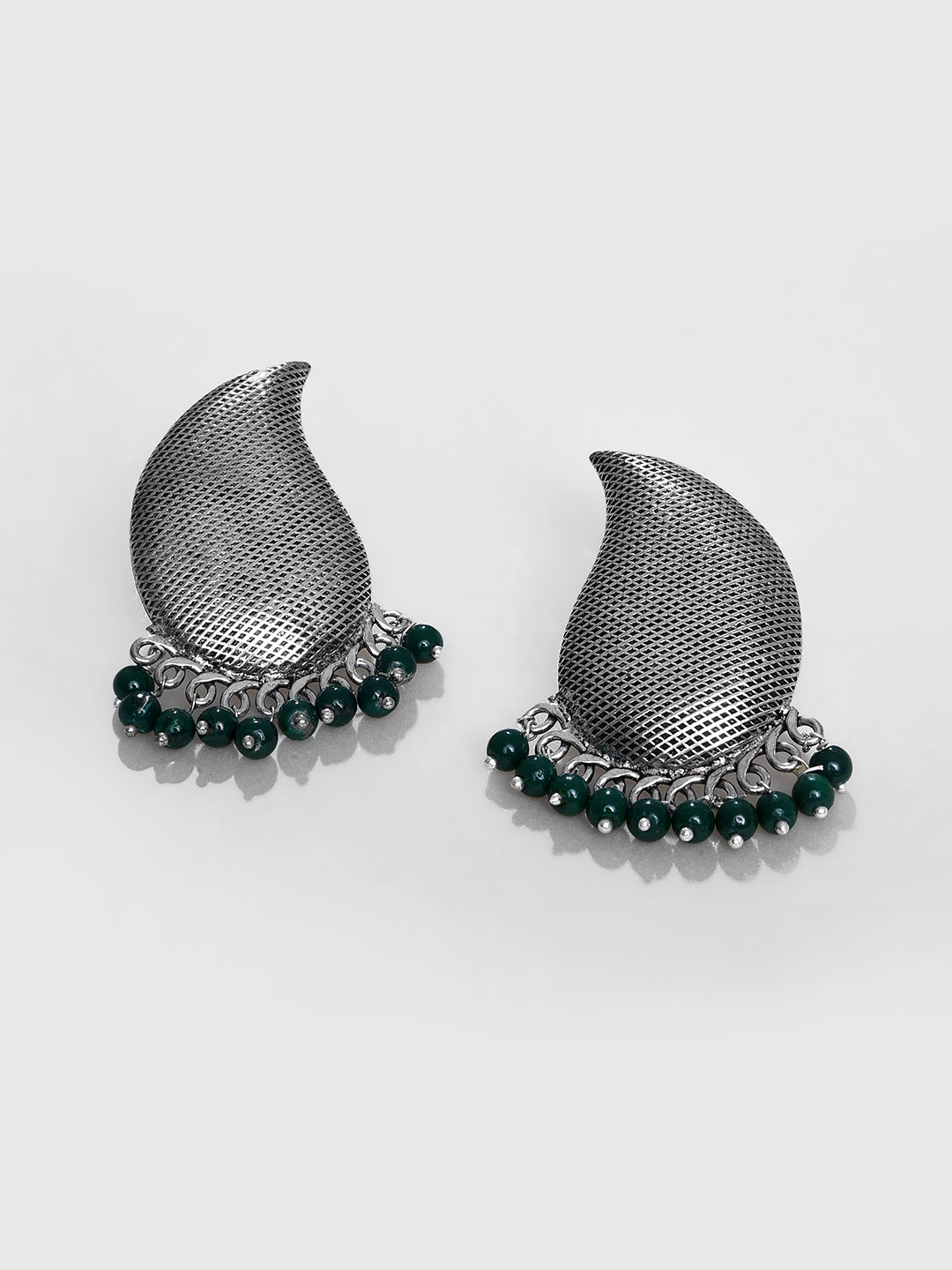 SILVER MANGO STUD EARRING