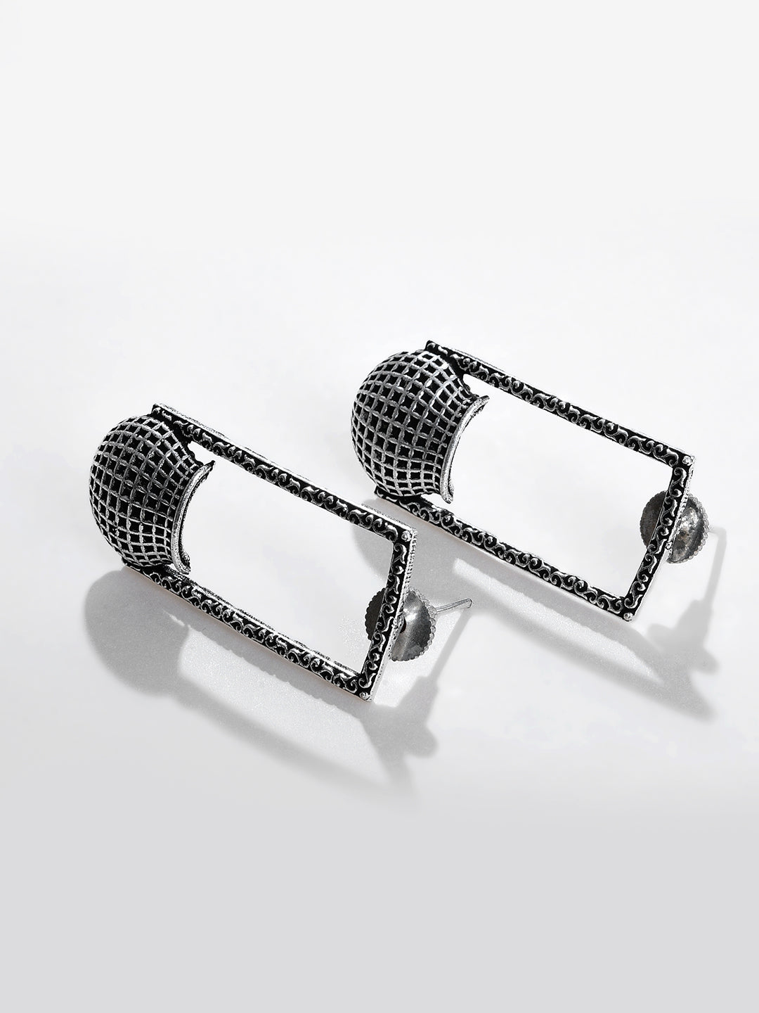 SILVER SQUARE DROP EARRING
