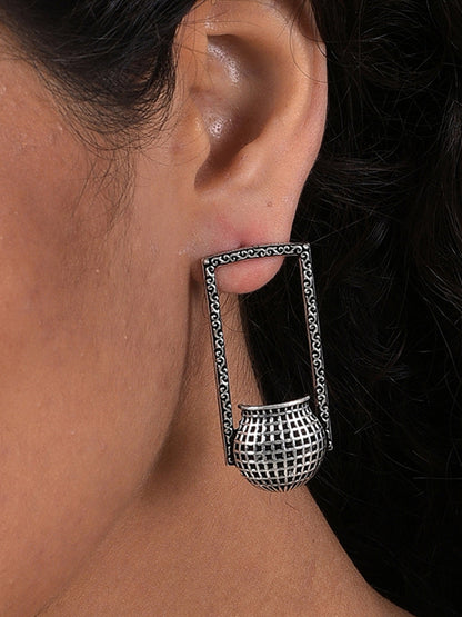 SILVER SQUARE DROP EARRING