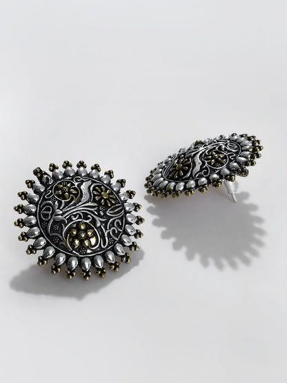 SILVER ROUND STUDS