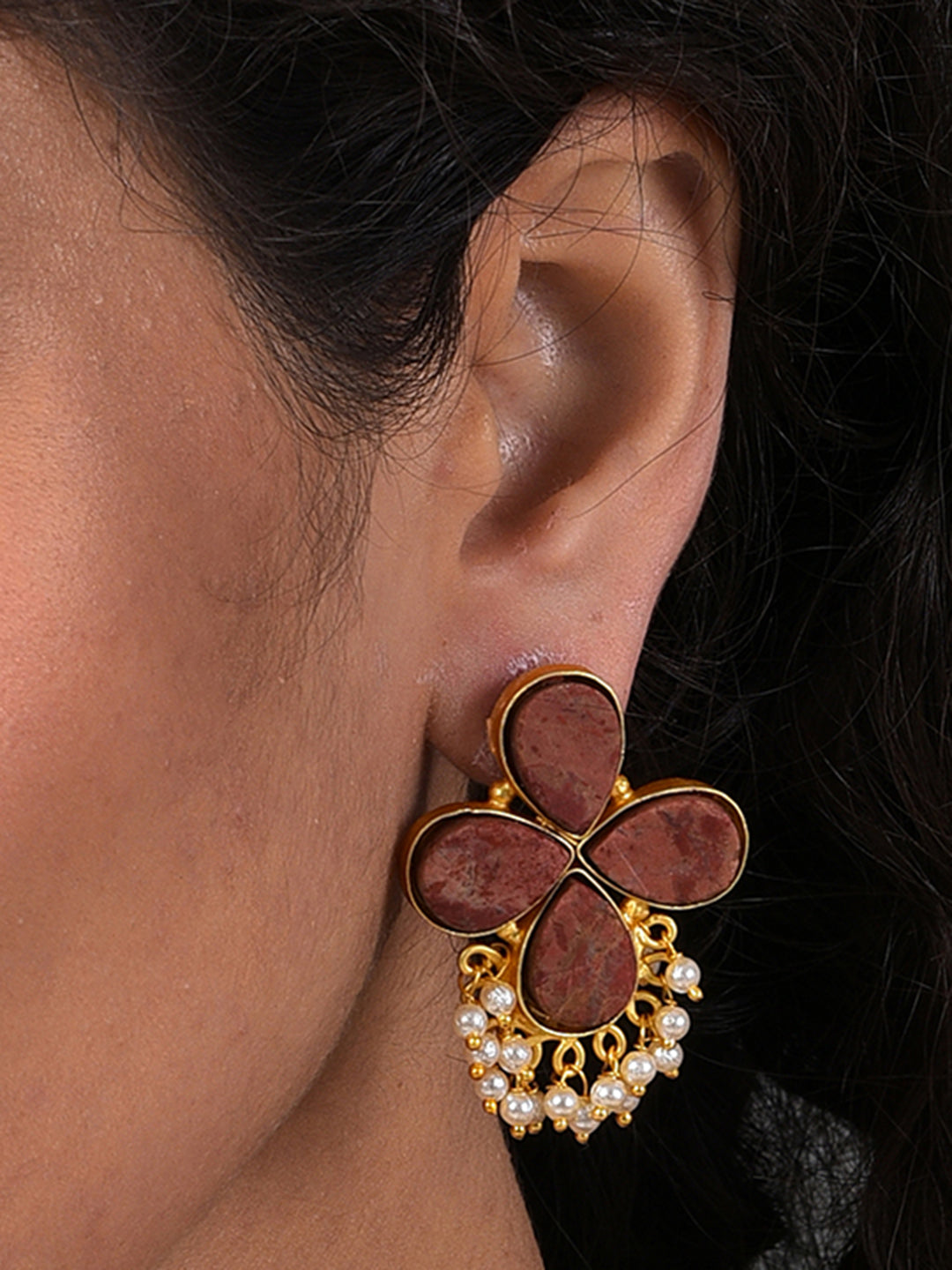 RED FLOWER STUD EARRING
