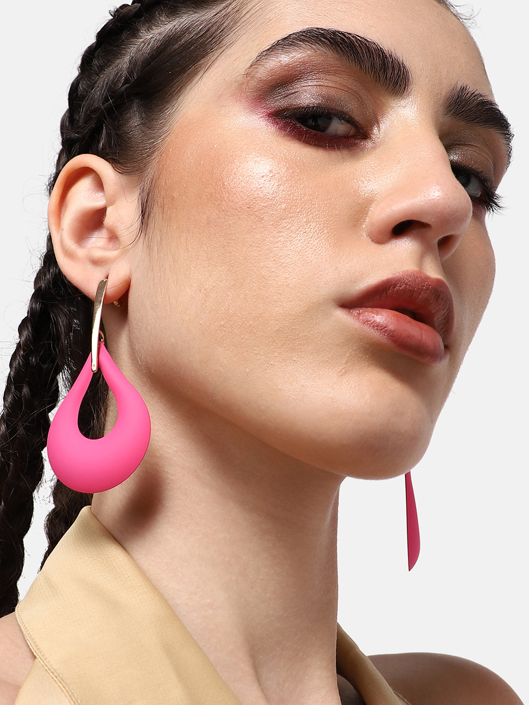 GOLD PLATED CASUAL DESIGNER DROP EARRING FOR WOMEN