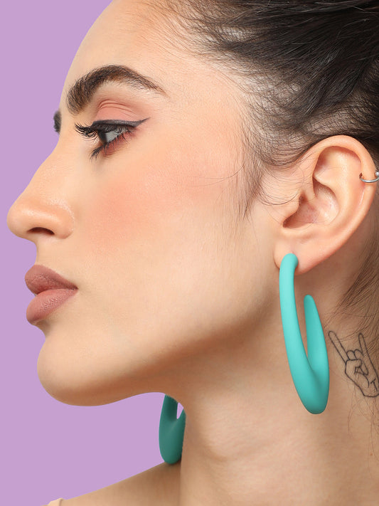 GOLD PLATED CASUAL DESIGNER HOOP EARRING FOR WOMEN