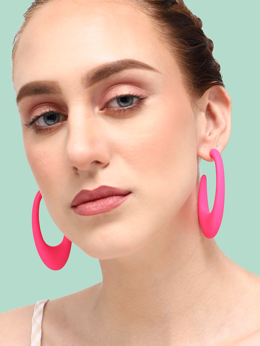 GOLD PLATED CASUAL DESIGNER HOOP EARRING FOR WOMEN