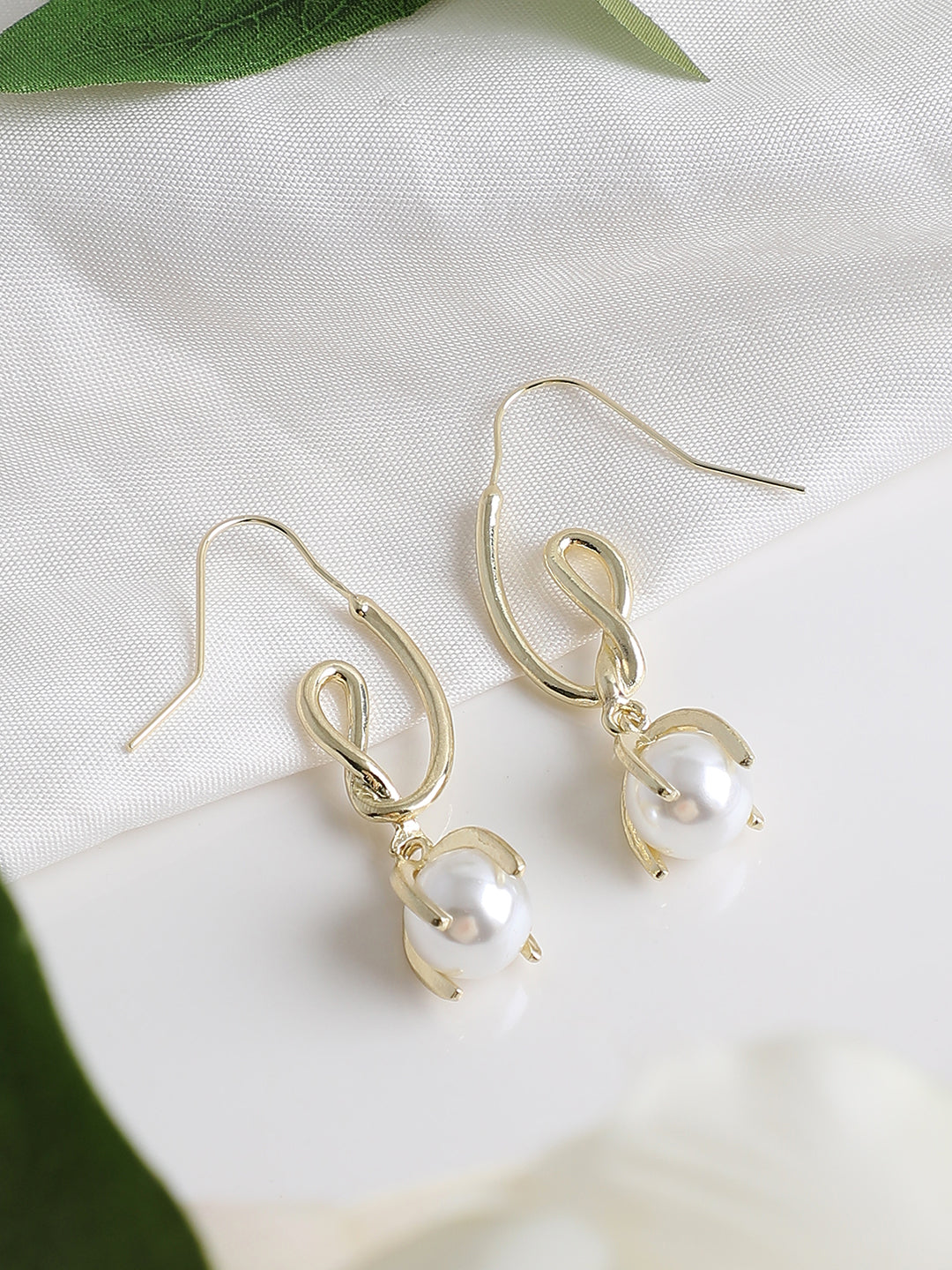 GOLD PLATED PARTY PEARLS DROP EARRING FOR WOMEN