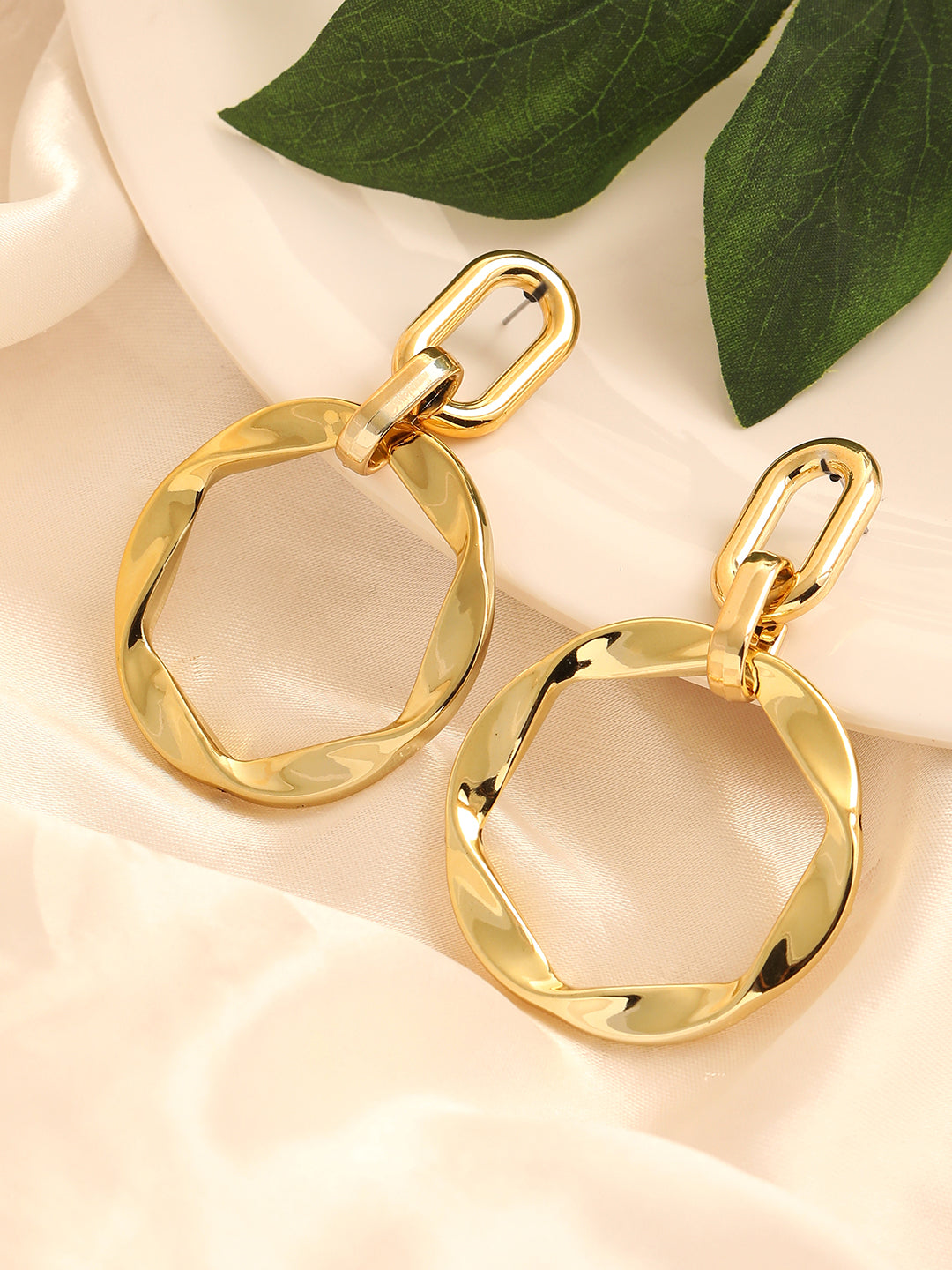 GOLD PLATED PARTY DESIGNER DROP EARRING FOR WOMEN
