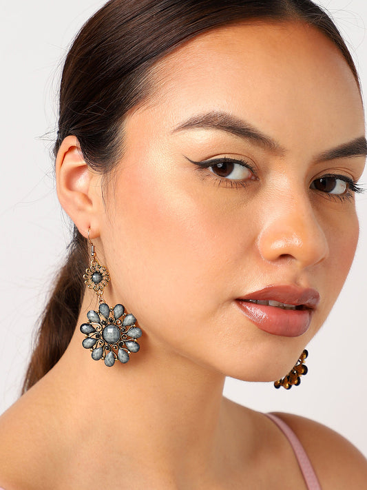 Blue Stone Flower Detailing Earring