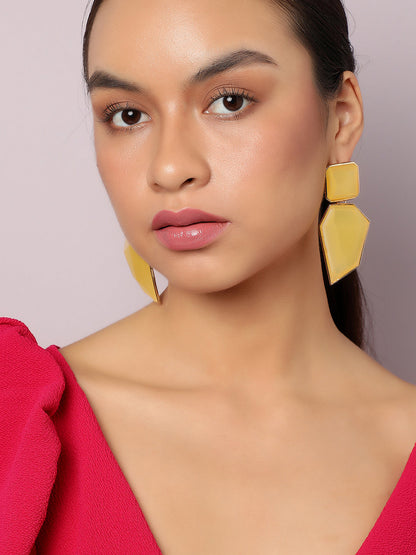 SOHI YELLOW STONES ABSTARCT DROP EARRINGS