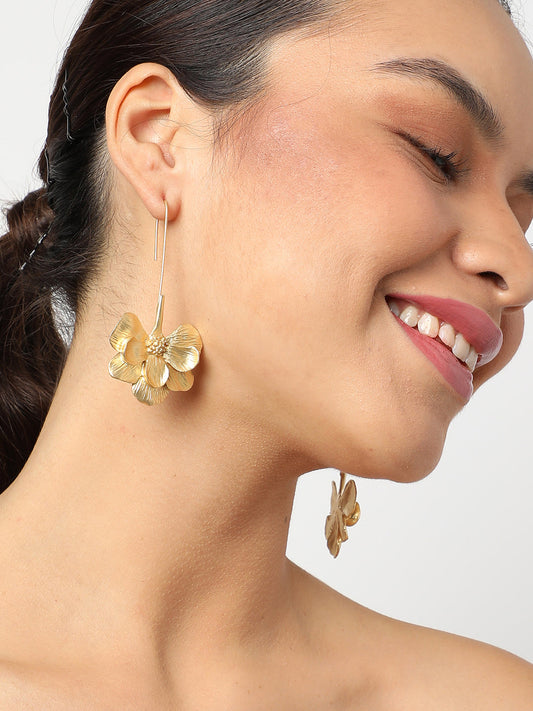 SOHI GOLD PLATED FLOWER DROP EARRINGS