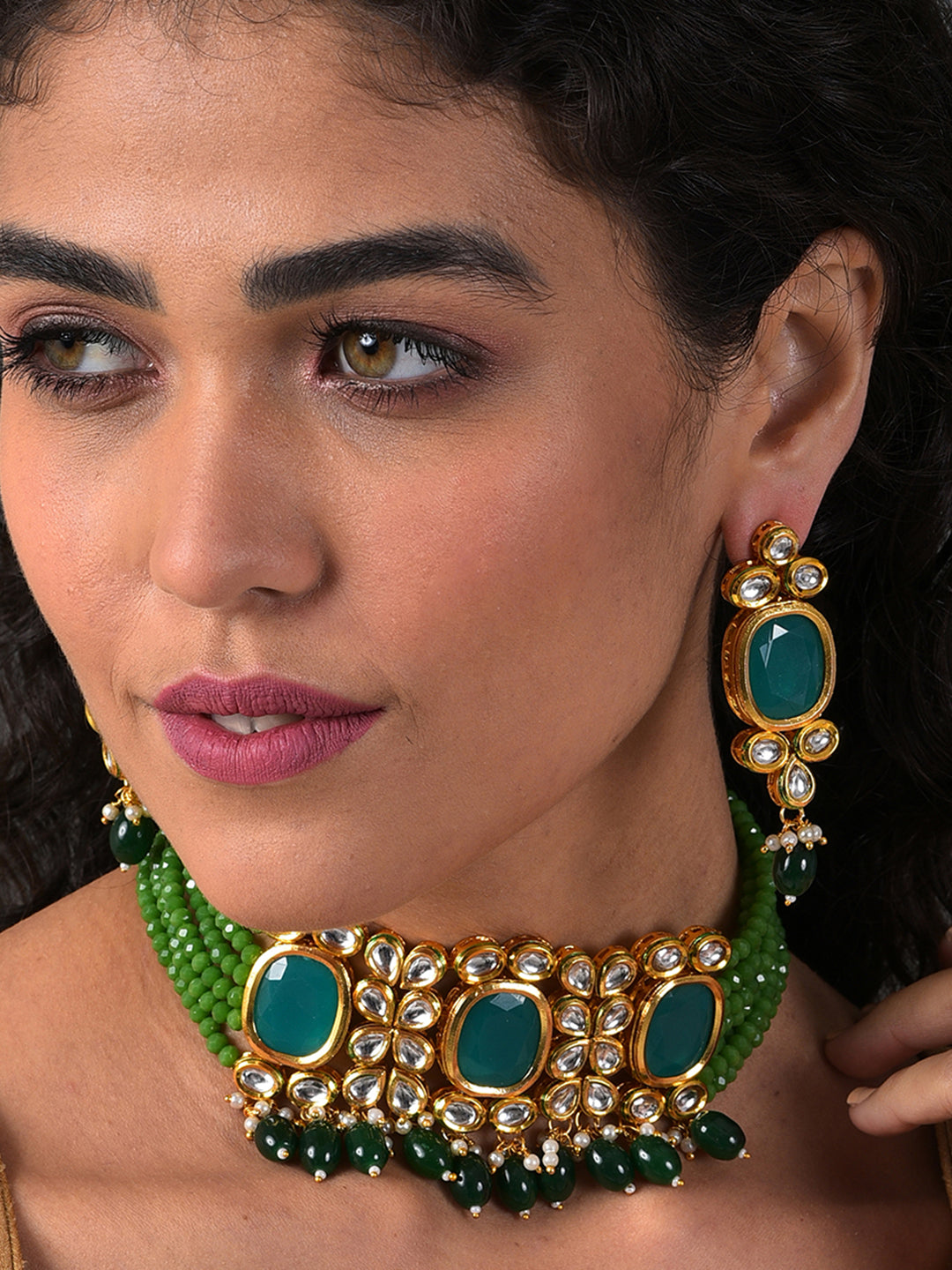 GREEN KUNDAN CHOKER WITH EARRINGS