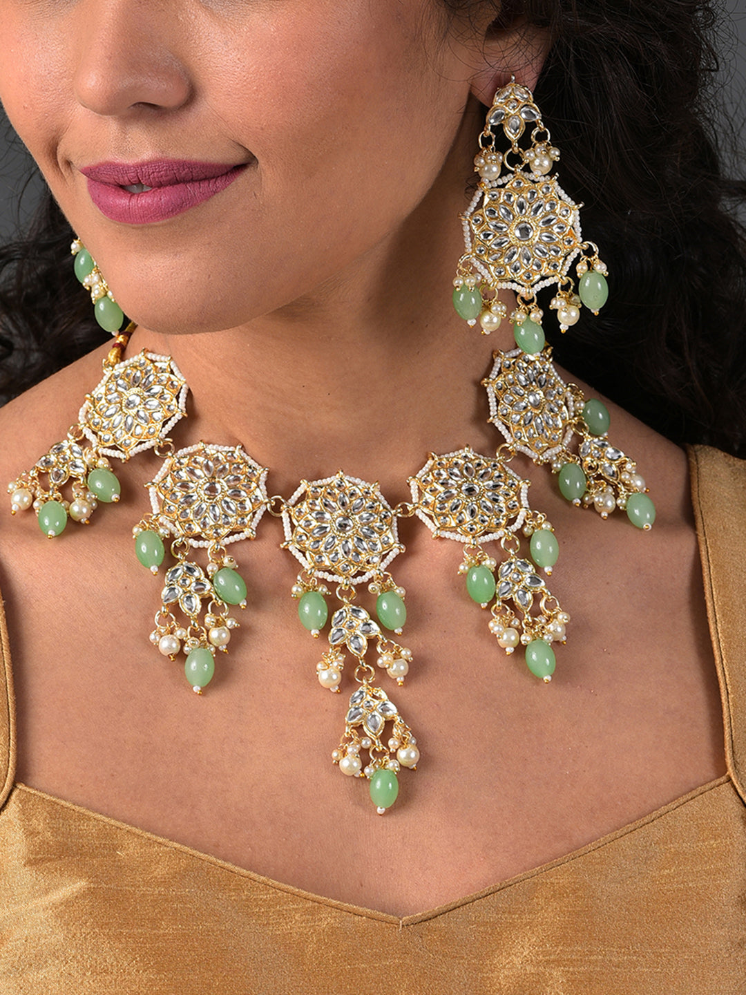 GREEN KUNDAN CHOKER WITH EARRING SET