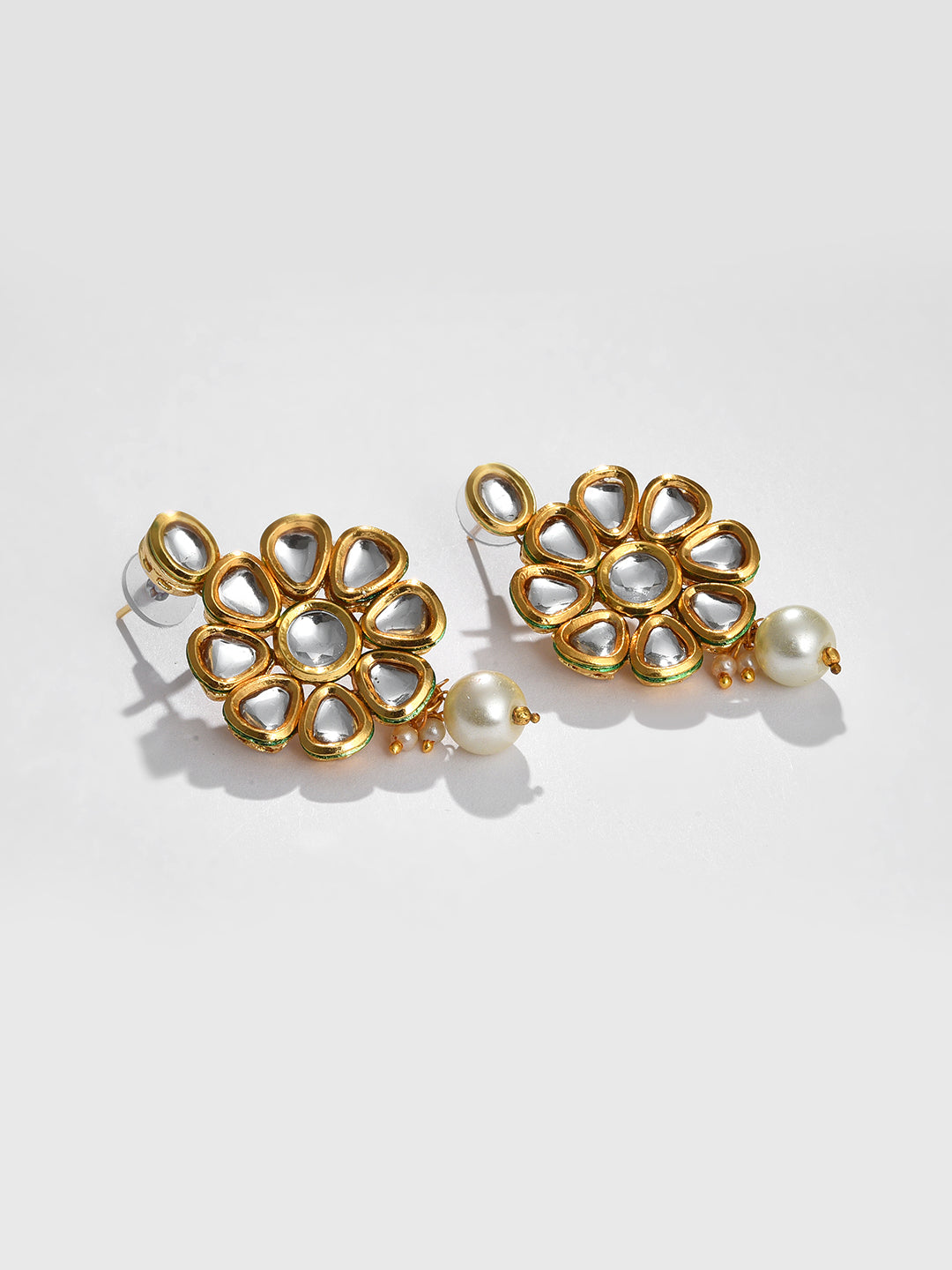 WHITE KUNDAN CHOKER WITH EARRINGS SET