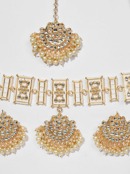 WHITE NECKLACE WITH MAANGTIKA & EARRING SET