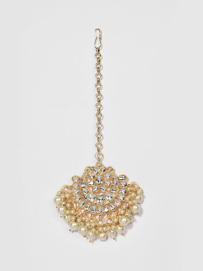 WHITE NECKLACE WITH MAANGTIKA & EARRING SET