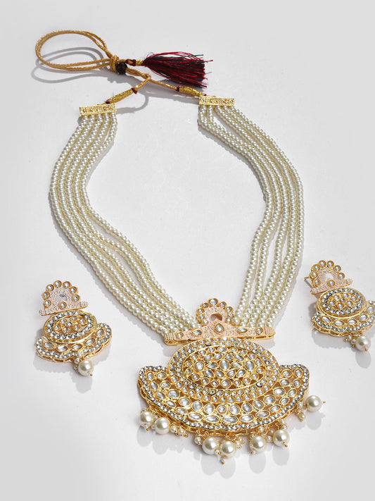 WHITE RANI HAAR WITH EARRING SET
