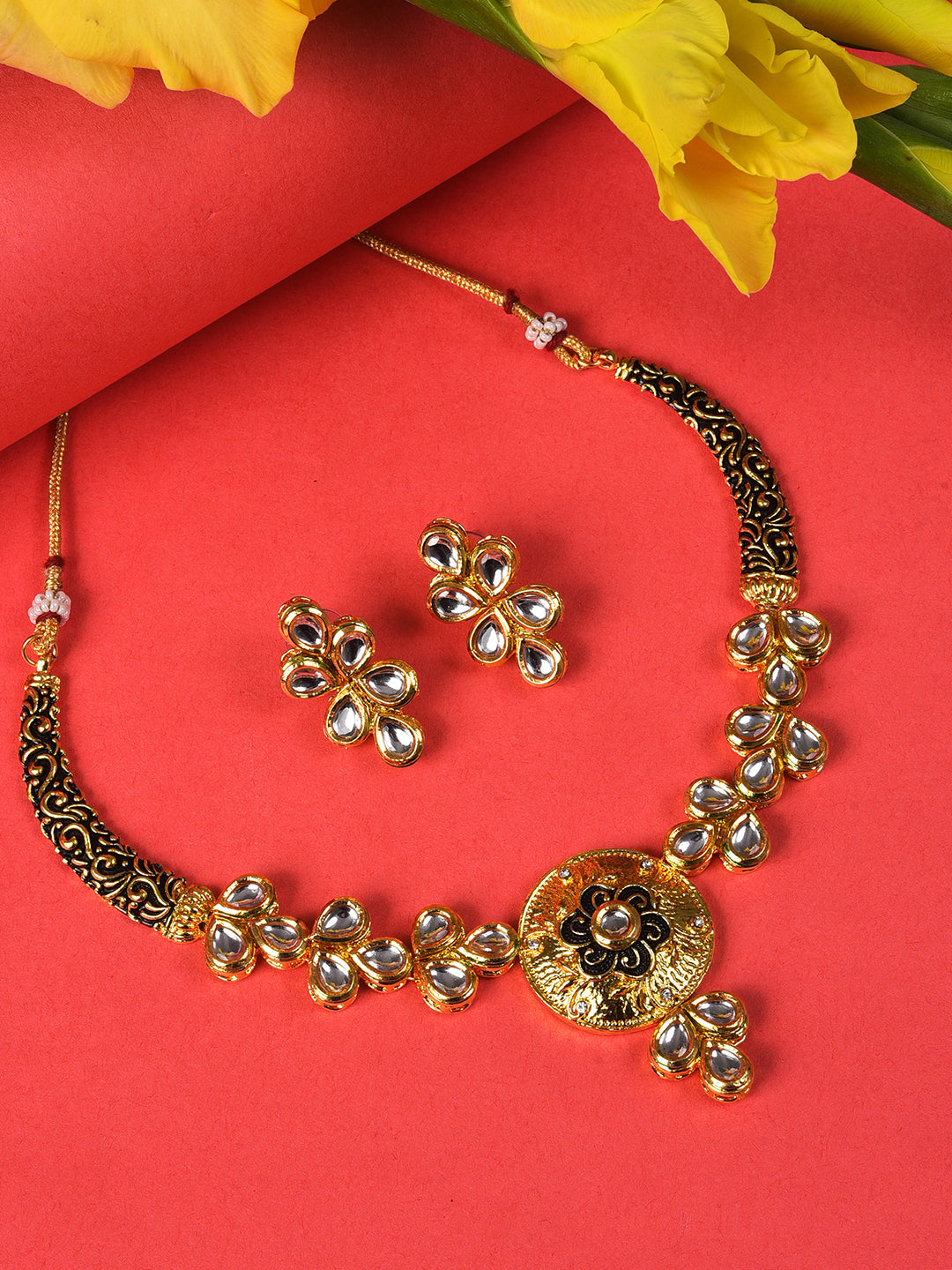 BLACK MEENAKARI & KUNDAN SET