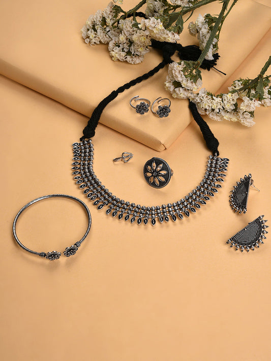 DESIGNER JEWELLERY SET