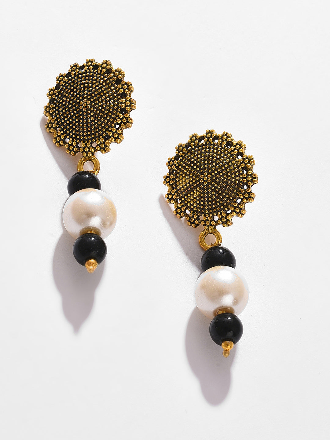 GOLD PLATED BEADED NECKLACE AND EARRINGS SET