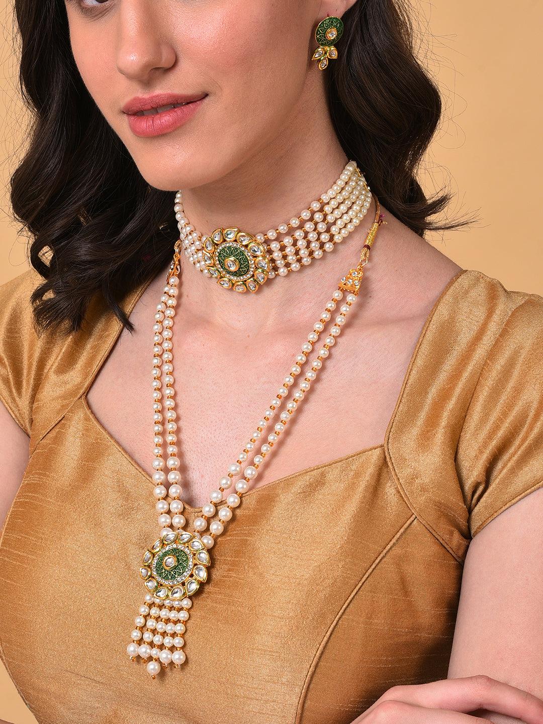 GOLD PLATED PEARLS NECKLACE