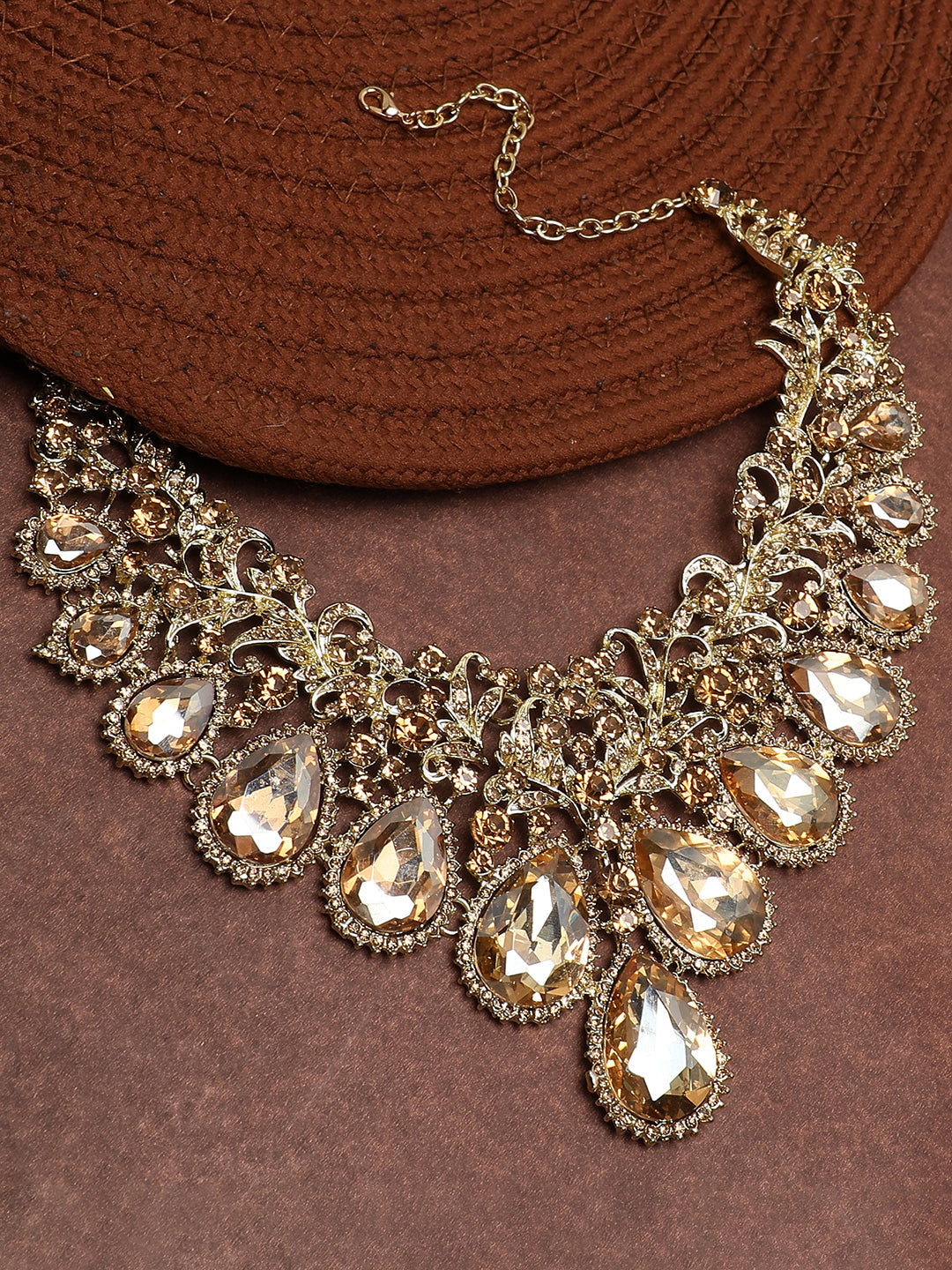 SOHI GOLD STONES NECKLACE