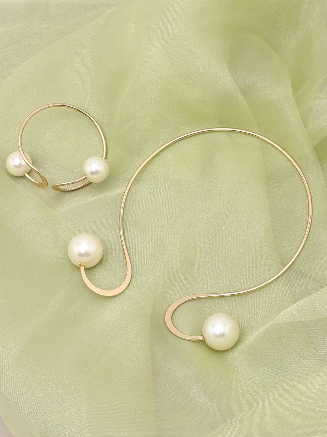 SOHI GOLD FINISH PEARL JEWELLERY SET