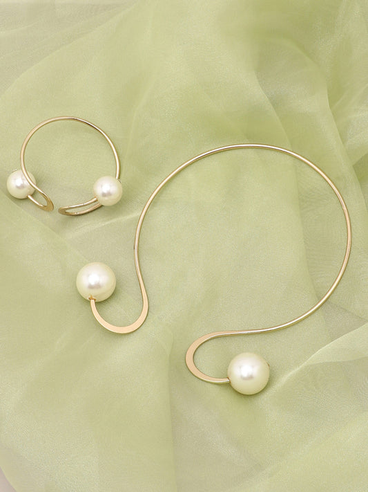 SOHI GOLD FINISH PEARL JEWELLERY SET