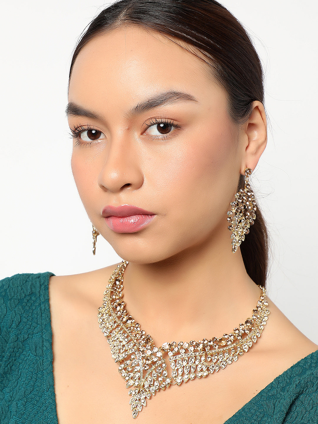 SOHI GOLD PLATED STONES JEWELLERY SET