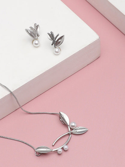 SILVER PLATED PARTY DESIGNER STONE NECKLACE AND EARRING SET FOR WOMEN