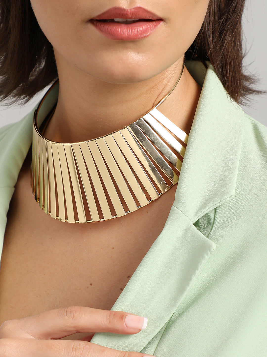 GOLD PLATED CHOKER NECKLACE WITH EARRINGS FOR WOMEN AND GIRLS