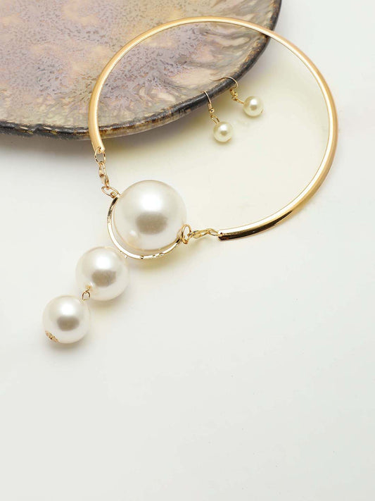 WOMENS SILVER DESIGNER NECKLACE AND EARRING