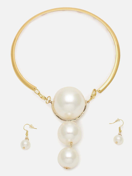 WOMENS SILVER DESIGNER NECKLACE AND EARRING