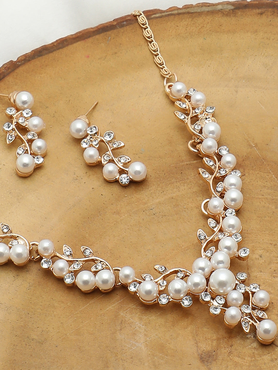 GOLD PLATED CHOKER NECKLACE WITH EARRINGS