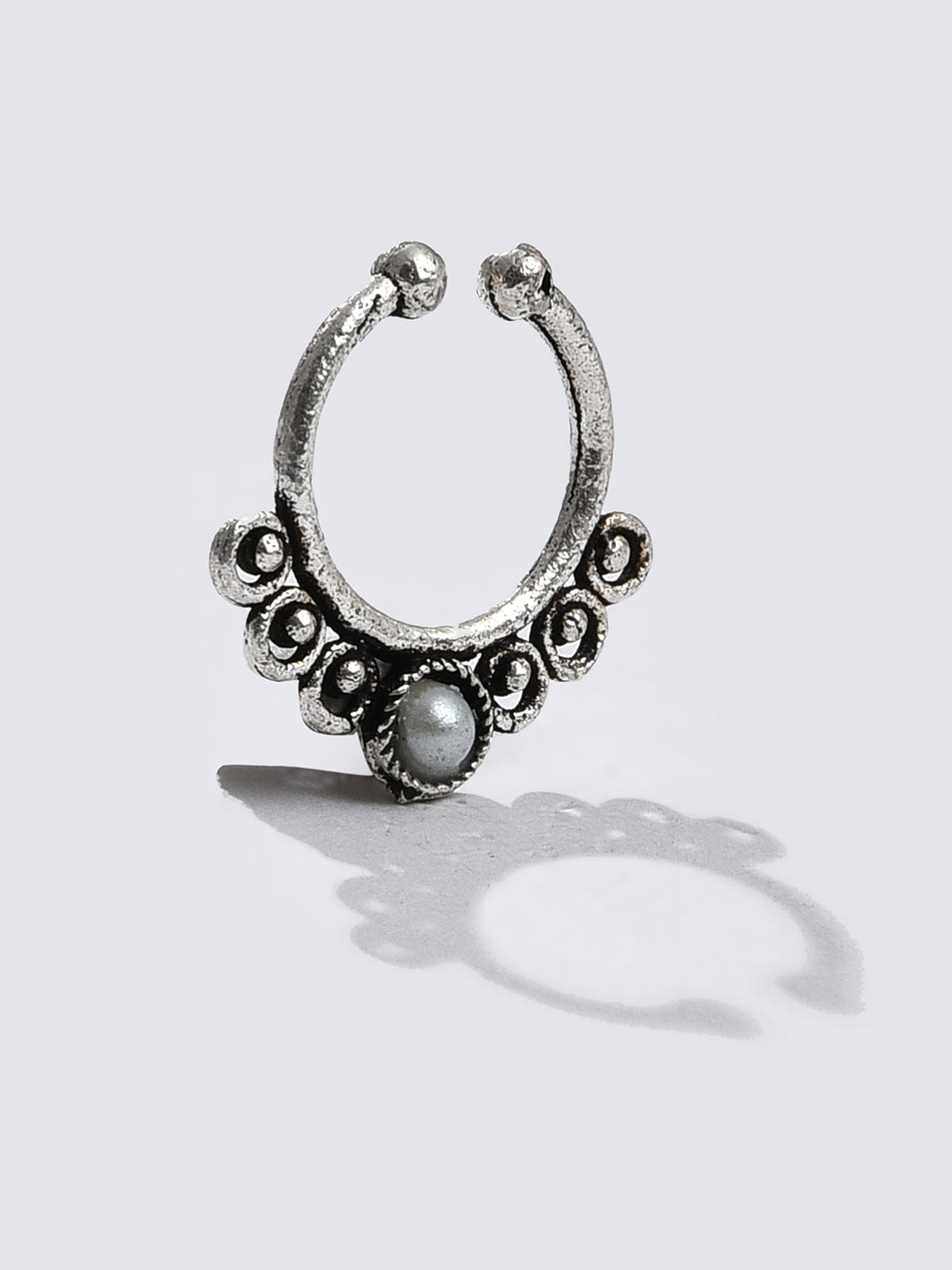 PEARL STUDED SILVER NOSE PIN
