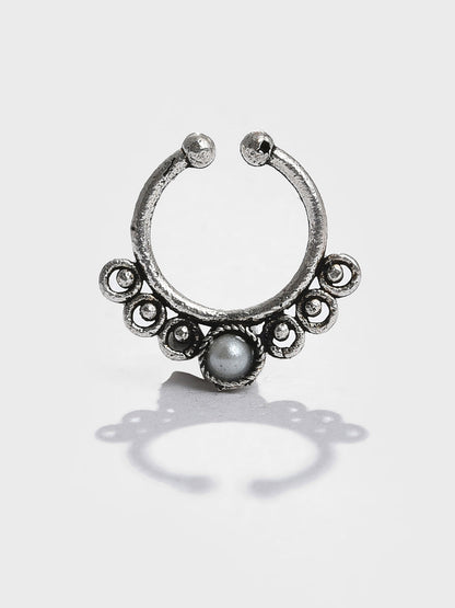 PEARL STUDED SILVER NOSE PIN