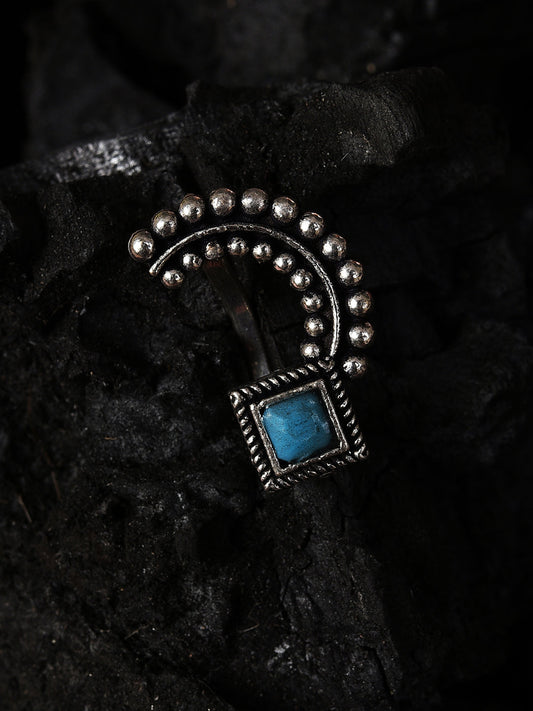 BLUE STONE STUDED NOSE PIN