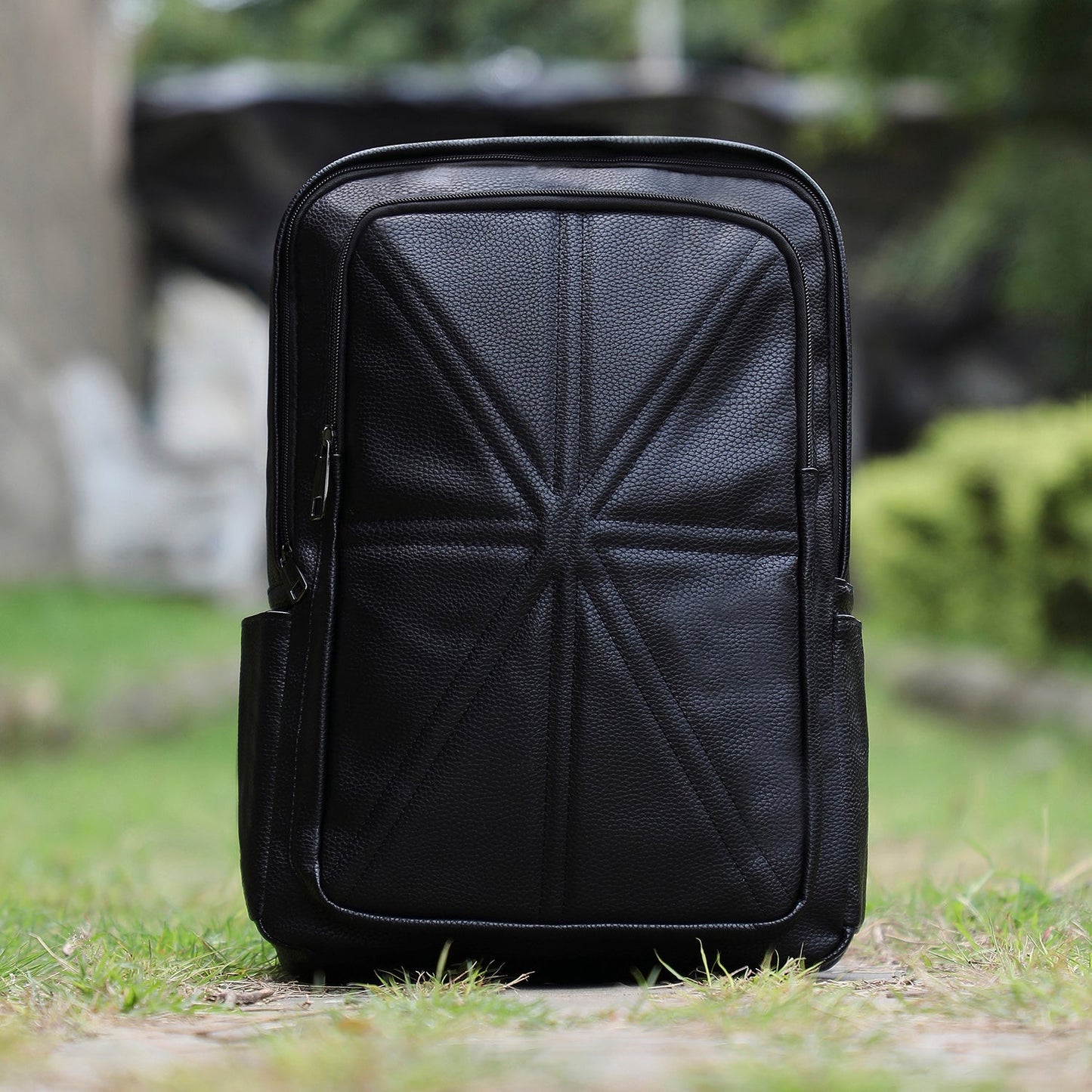 The 9-To-5 Backpack - Jet Black
