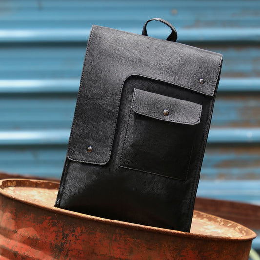 The Cityscape Carrier Backpack - Midnight Black