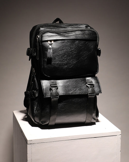 The City Dweller Backpack - Jet Black